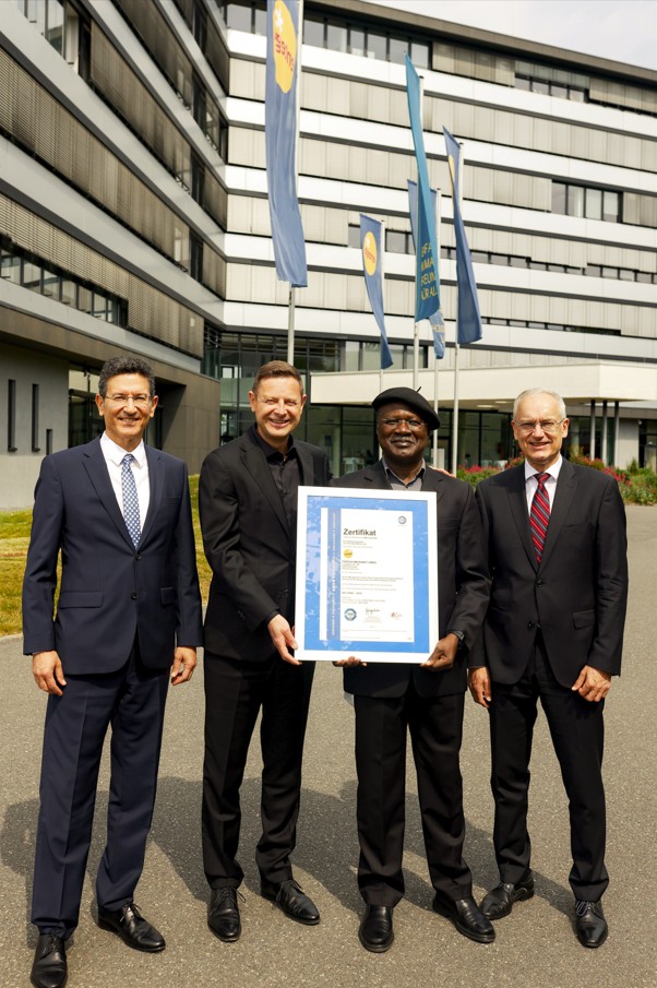 0001ENTEGA Medianet Zertifikat 1 edited